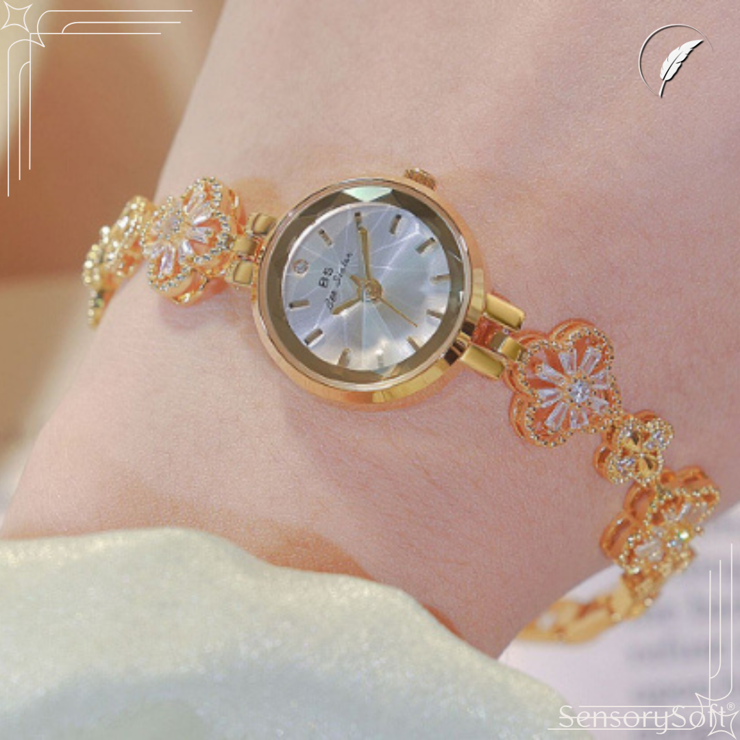 Women's Zircon-Encrusted Clover Wristwatch – Gold and Silver Options