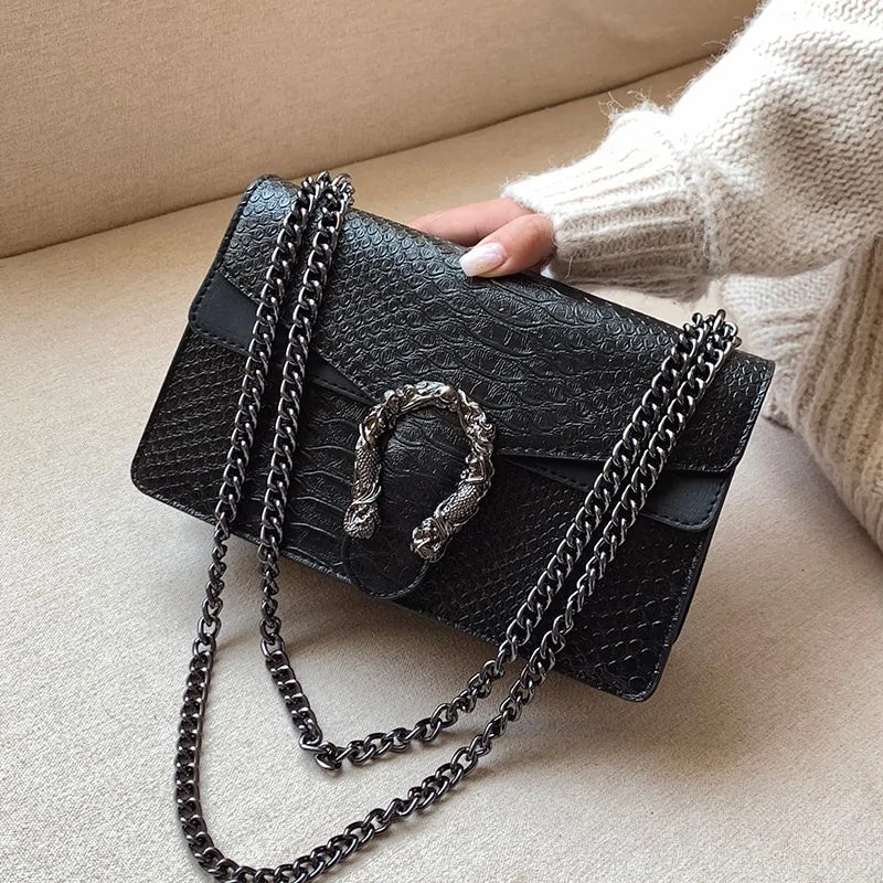 Casual Shoulder Handbag – Serpentine Pattern Crossbody Elegance - SensorySoft