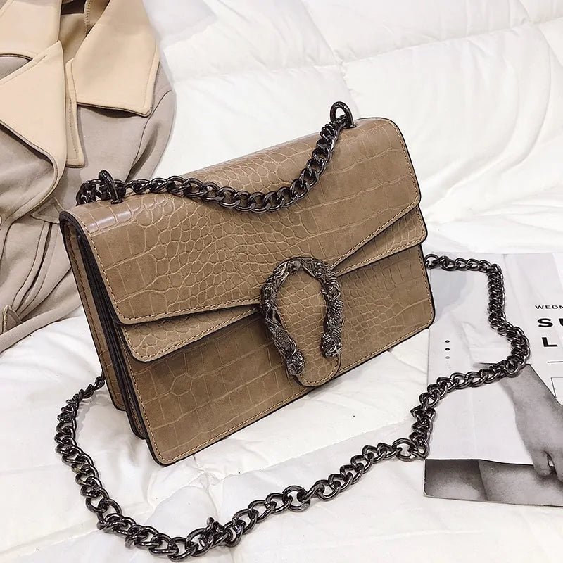 Casual Shoulder Handbag – Serpentine Pattern Crossbody Elegance - SensorySoft