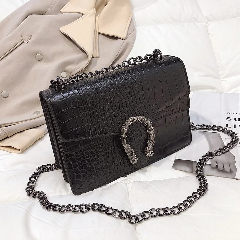 Casual Shoulder Handbag – Serpentine Pattern Crossbody Elegance - SensorySoft