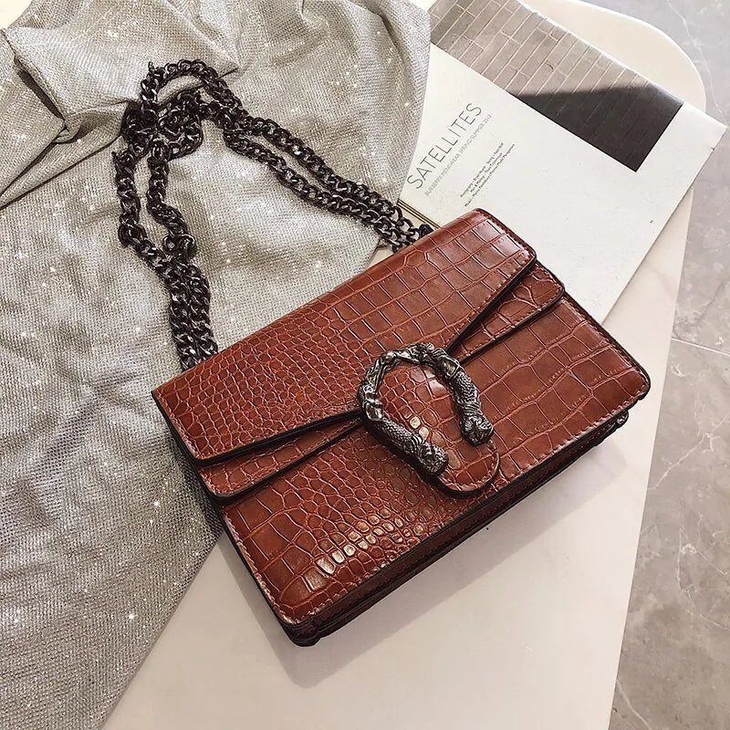 Casual Shoulder Handbag – Serpentine Pattern Crossbody Elegance - SensorySoft