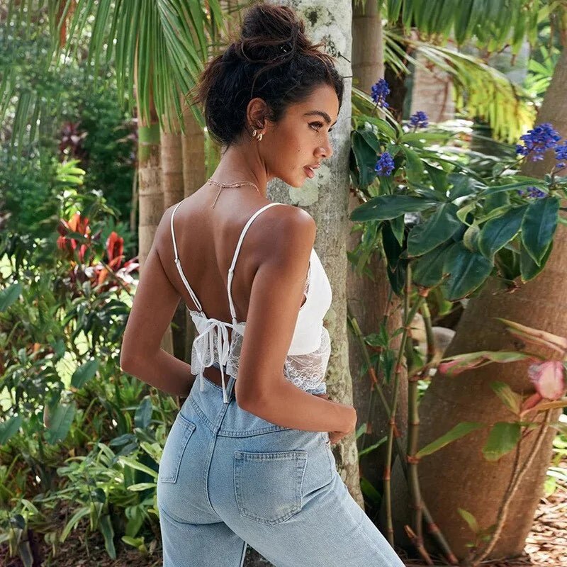 Elegant Ladies White Lace Vest - SensorySoftShop