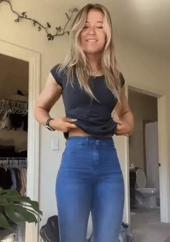 Lutrivo Flare Jeans™ – The Ultimate Confidence Booster - SensorySoft