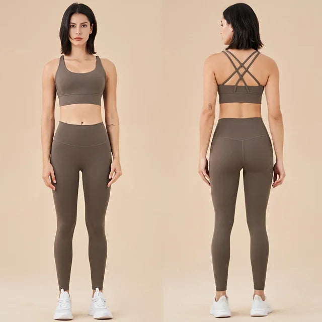 Ladies Yoga Wear and Gym Fitness Clothing