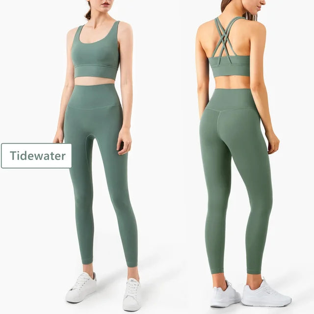 Ladies Yoga Wear and Gym Fitness Clothing