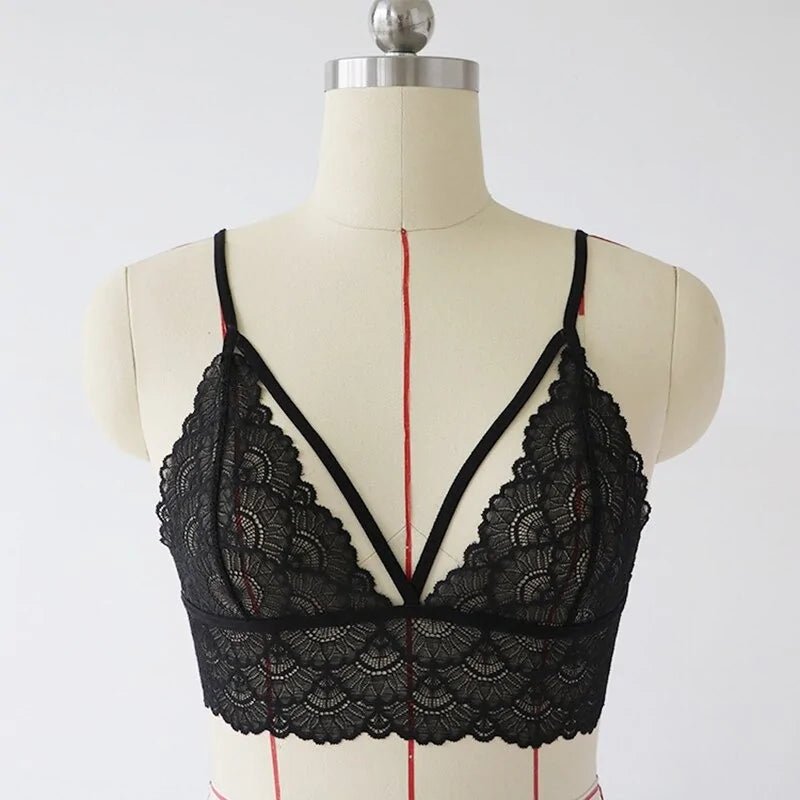 Black Lace Bra – Unleash Your Inner Confidence - SensorySoft