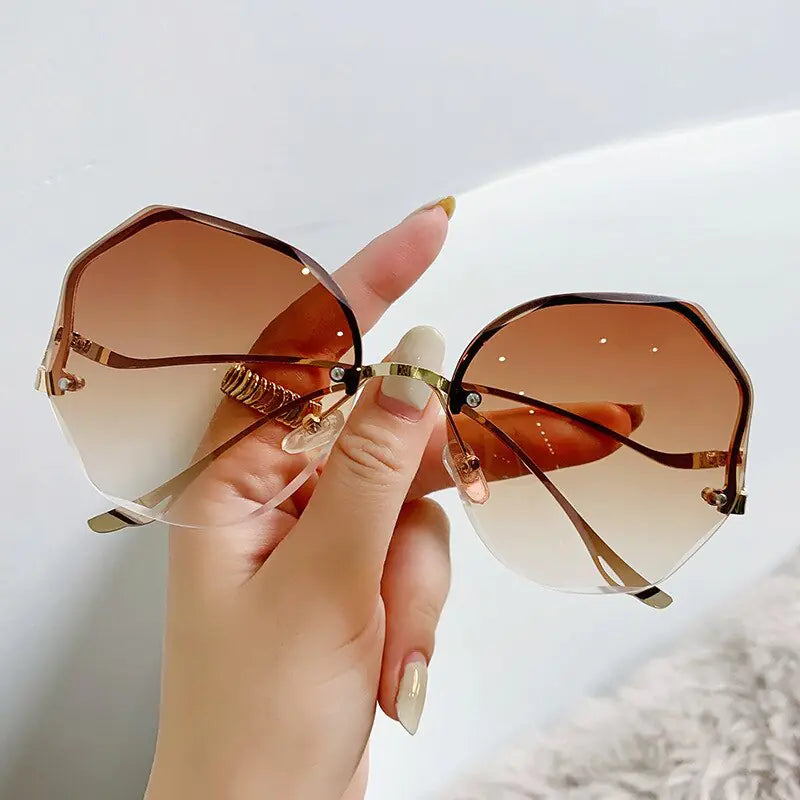 Stylish Rimless Sunglasses With Gradient Lenses
