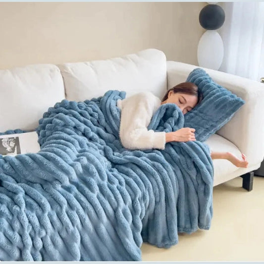 Soft Wind Bubble Velvet Blanket
