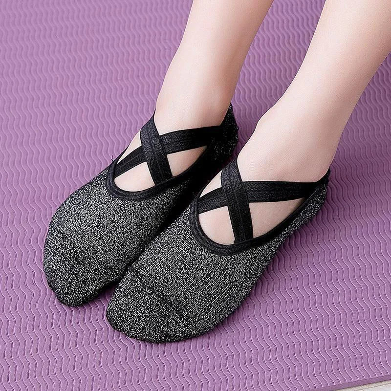 Non - Slip Cross Strap Yoga Socks - SensorySoft
