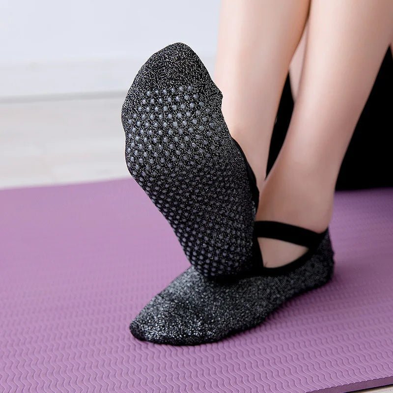 Non - Slip Cross Strap Yoga Socks - SensorySoft