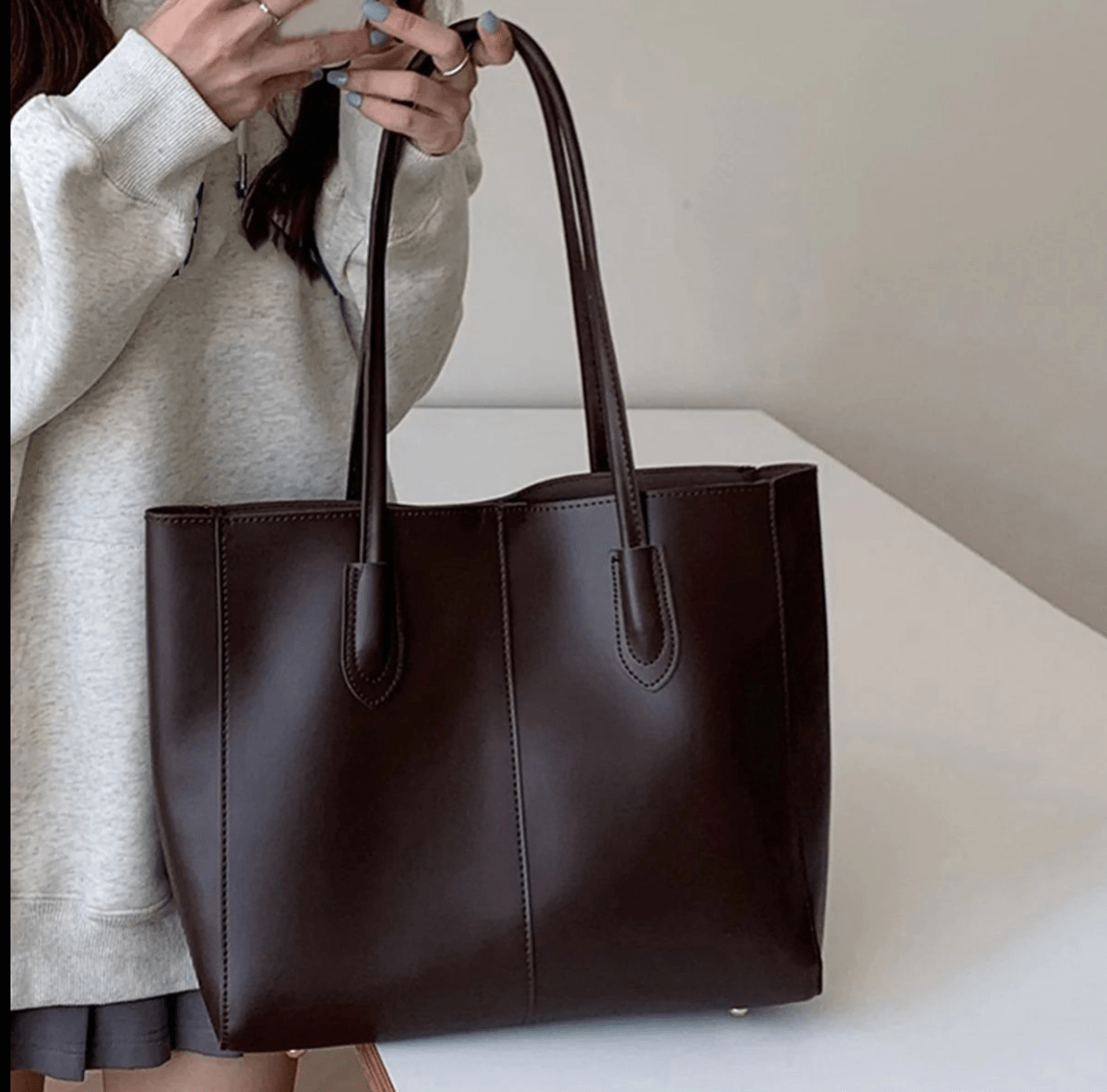 Simple Commute Tote Bag – Where Function Meets Fashion - SensorySoft