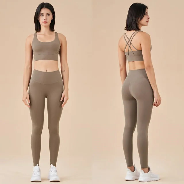 Ladies Yoga Wear and Gym Fitness Clothing